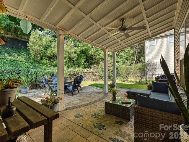 5736 Mcdowell Run Drive, Huntersville, NC 28078