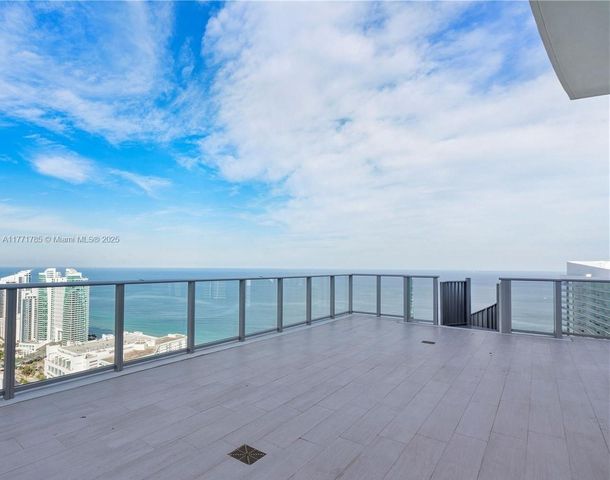 4010 S Ocean Dr T4301, Hollywood, FL 33019
