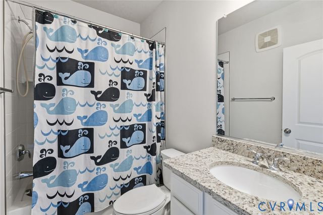 222 Brattice Dr, Midlothian, VA 23114