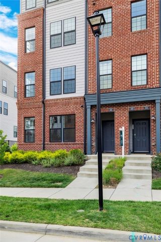 222 Brattice Dr, Midlothian, VA 23114