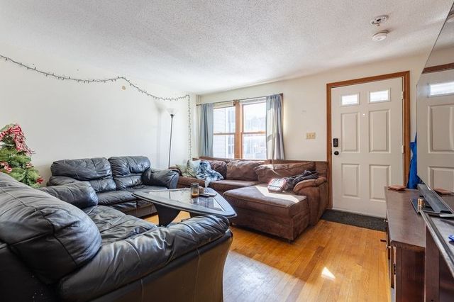 106-114 West 8th, Boston, MA 02127