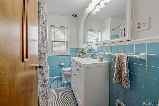 417 Helene Avenue, Royal Oak, MI 48067