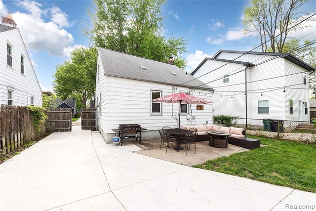 417 Helene Avenue, Royal Oak, MI 48067