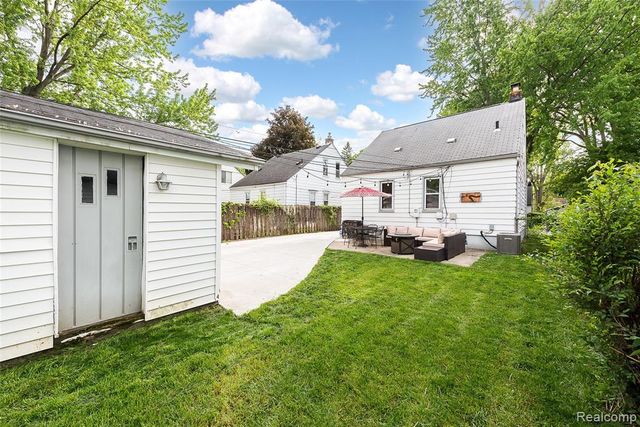 417 Helene Avenue, Royal Oak, MI 48067