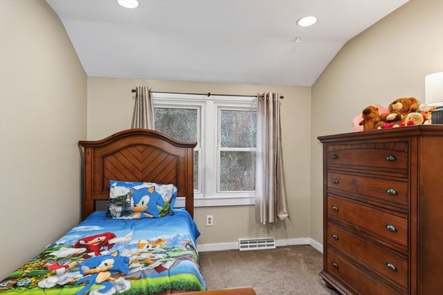 12 Keyes Road, Westford, MA 01886