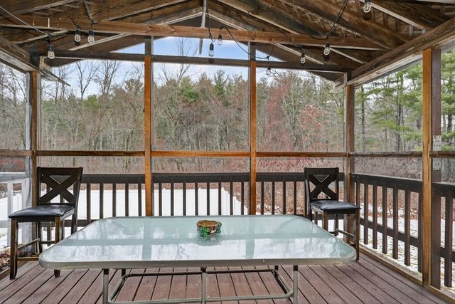 12 Keyes Road, Westford, MA 01886