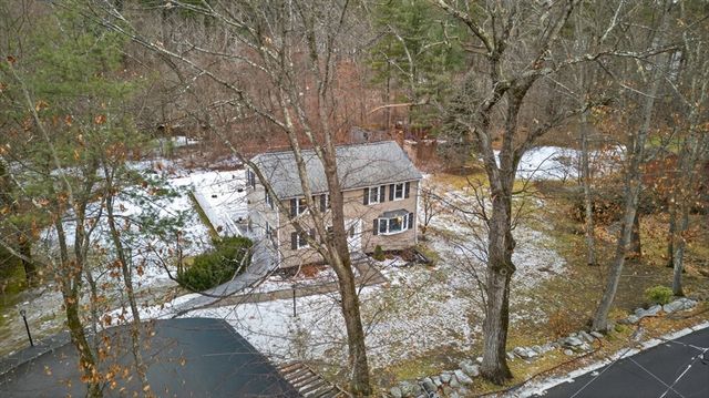 12 Keyes Road, Westford, MA 01886