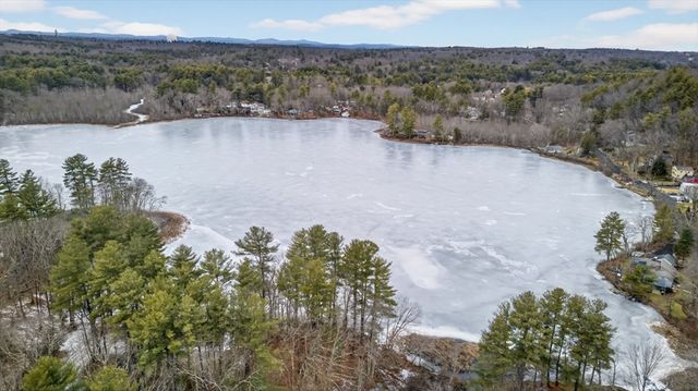 12 Keyes Road, Westford, MA 01886