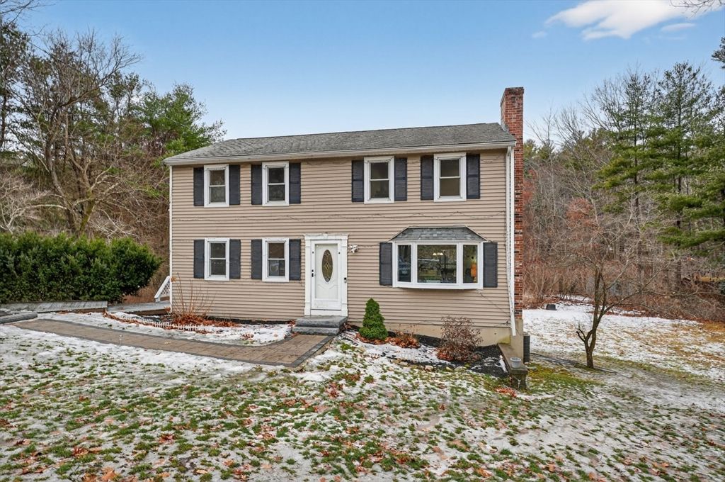 12 Keyes Road, Westford, MA 01886