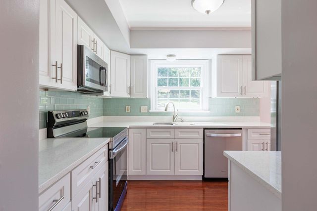 2433 DUNMORE CT, Frederick, MD 21702