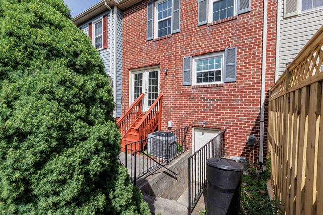 2433 DUNMORE CT, Frederick, MD 21702