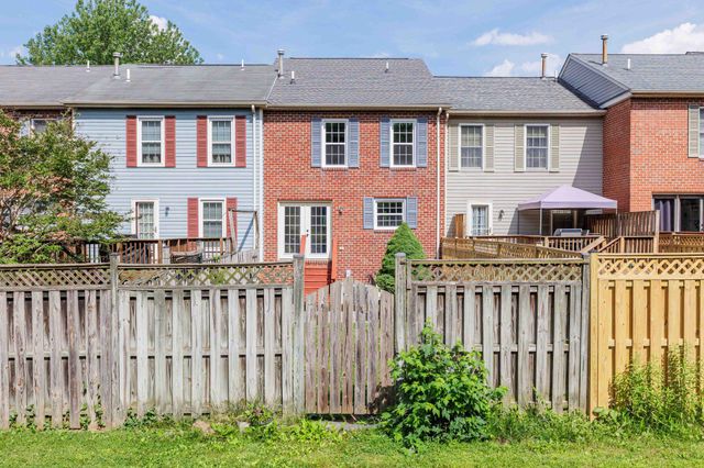 2433 DUNMORE CT, Frederick, MD 21702