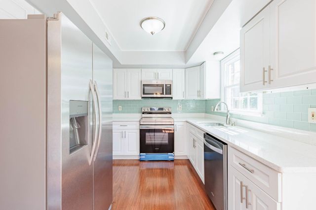 2433 DUNMORE CT, Frederick, MD 21702
