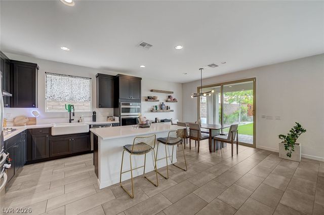 2557 Iron Crest Lane, Las Vegas, NV 89138