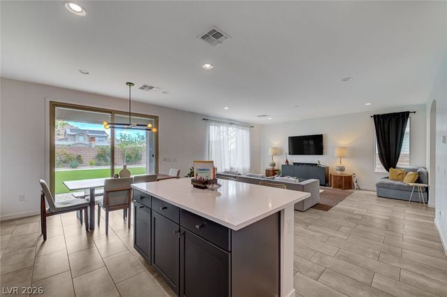 2557 Iron Crest Lane, Las Vegas, NV 89138