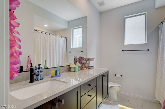 2557 Iron Crest Lane, Las Vegas, NV 89138