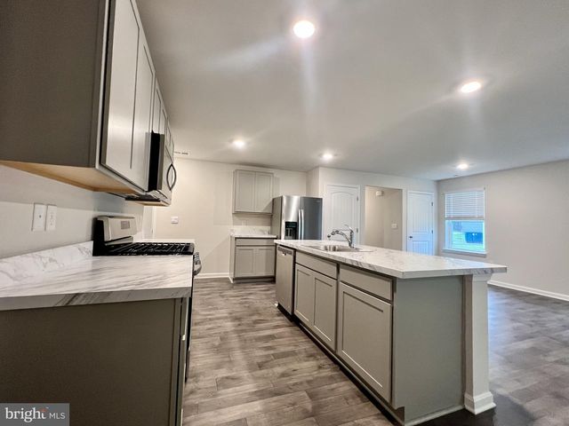 704 QUEENSBURY CT, Elkton, MD 21921
