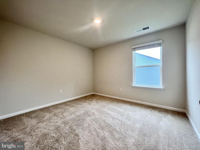 704 QUEENSBURY CT, Elkton, MD 21921
