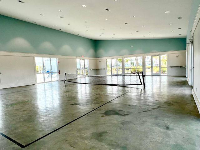 703 Hilchot Drive, Summerville, SC 29486