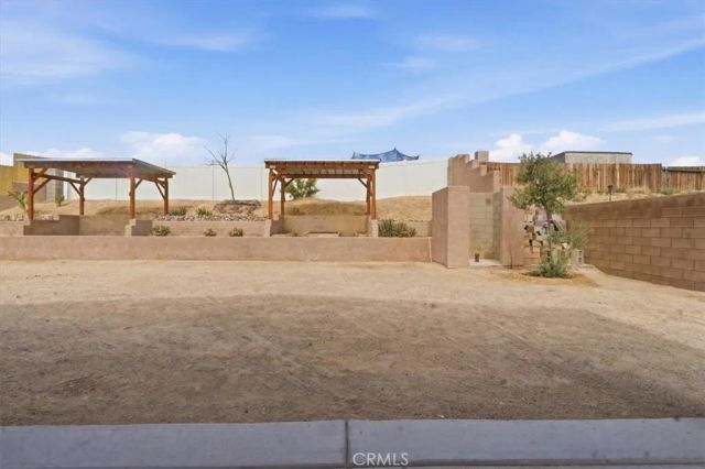 1160 Madrona, Barstow, CA 92311