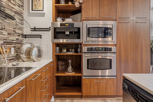 2323 N Houston Street 204, Dallas, TX 75219