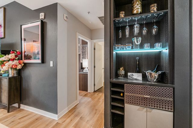 2323 N Houston Street 204, Dallas, TX 75219