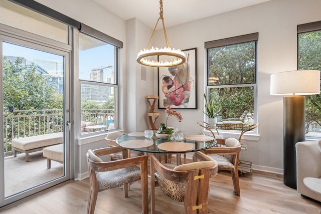 2323 N Houston Street 204, Dallas, TX 75219