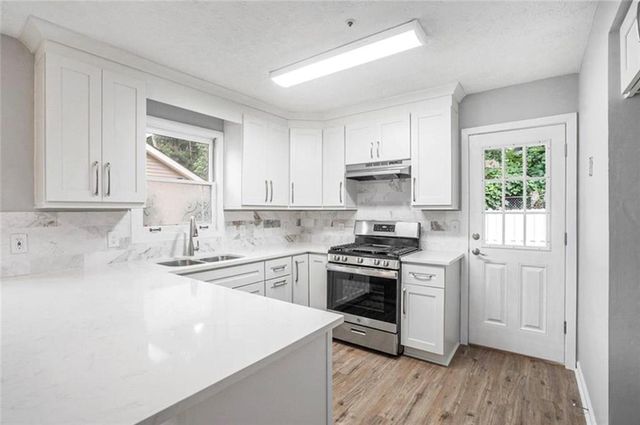 2294 Wellington Circle, Lithonia, GA 30058