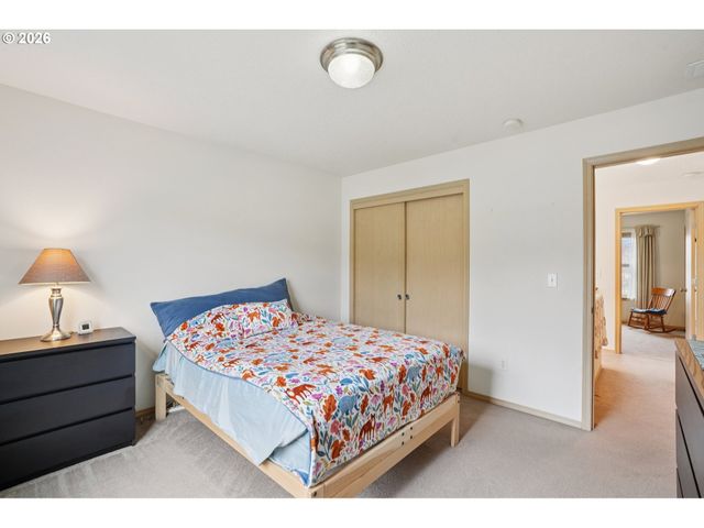 39 IRONWOOD Dr, Longview, WA 98632