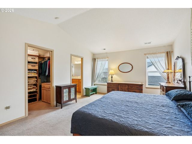 39 IRONWOOD Dr, Longview, WA 98632