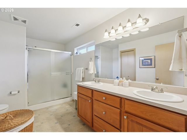 39 IRONWOOD Dr, Longview, WA 98632