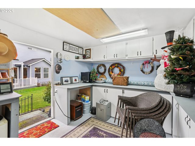 39 IRONWOOD Dr, Longview, WA 98632