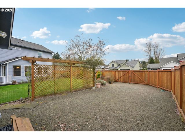 39 IRONWOOD Dr, Longview, WA 98632