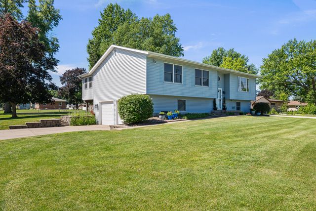 504 4th Avenue W, Andalusia, IL 61232