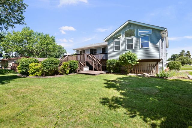 504 4th Avenue W, Andalusia, IL 61232