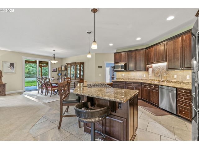 330 RILEY Ct, Toutle, WA 98649