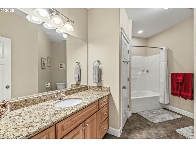 330 RILEY Ct, Toutle, WA 98649