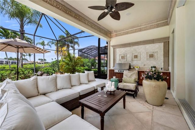 2045 Isla Vista LN, Naples, FL 34105