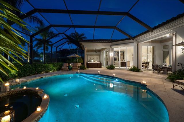 2045 Isla Vista LN, Naples, FL 34105