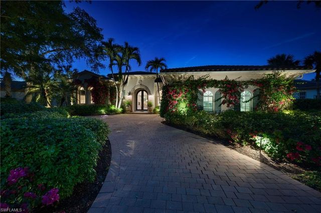 2045 Isla Vista LN, Naples, FL 34105