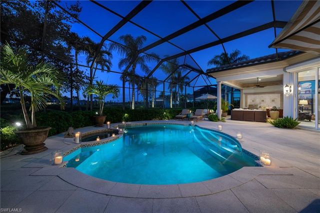 2045 Isla Vista LN, Naples, FL 34105