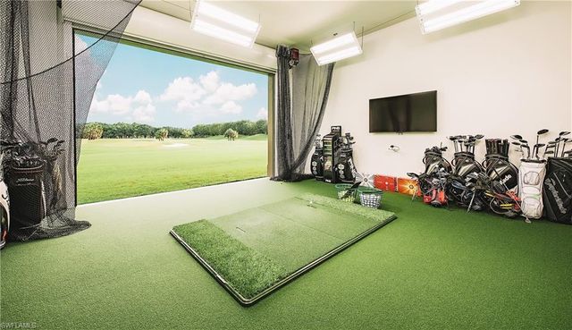 2045 Isla Vista LN, Naples, FL 34105