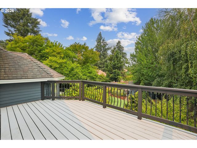 16625 Ne SAN RAFAEL Dr, Portland, OR 97230