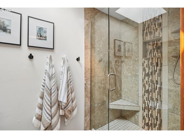 16625 Ne SAN RAFAEL Dr, Portland, OR 97230