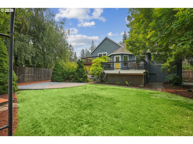 16625 Ne SAN RAFAEL Dr, Portland, OR 97230