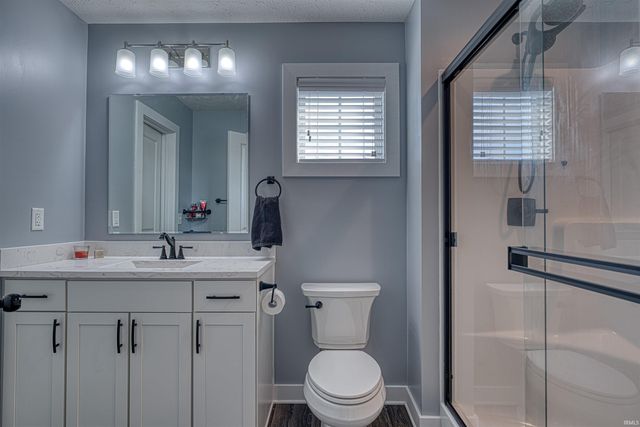 3042 Cornerstone Court, Newburgh, IN 47630