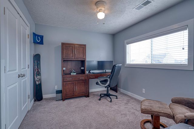 3042 Cornerstone Court, Newburgh, IN 47630