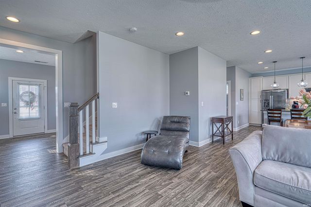 3042 Cornerstone Court, Newburgh, IN 47630