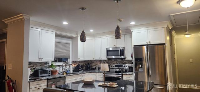 10-B Molly Pitcher Court, Monroe, NJ 08831