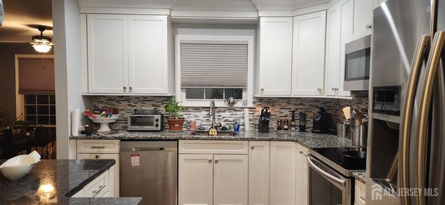 10-B Molly Pitcher Court, Monroe, NJ 08831